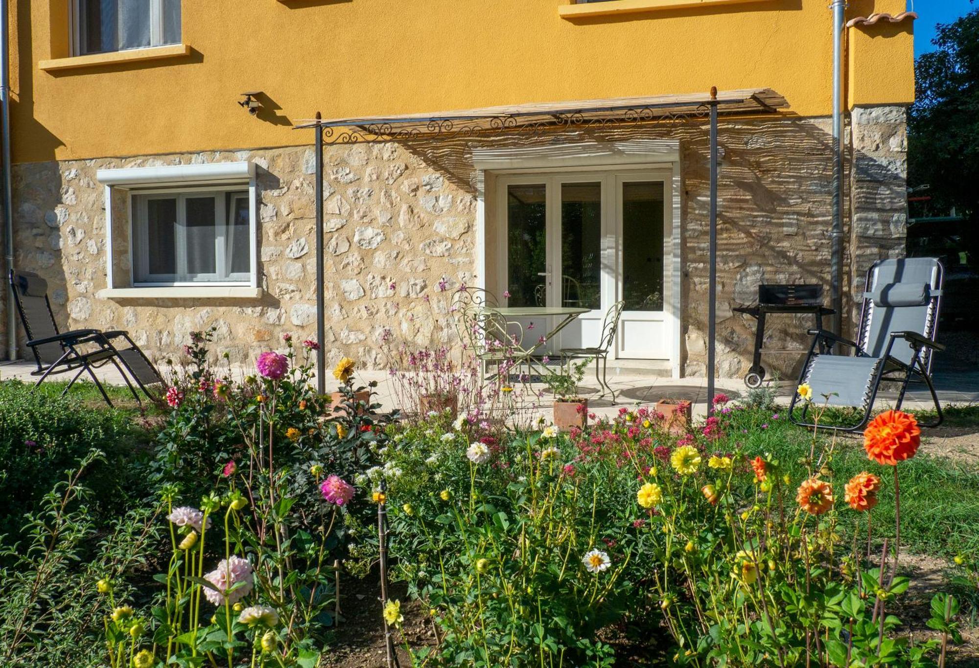 Gite De L'Ancienne Gare Buis-les-Baronnies Eksteriør bilde